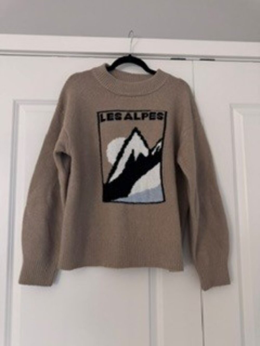 Universal Thread Sweater - Picture 4 of 4